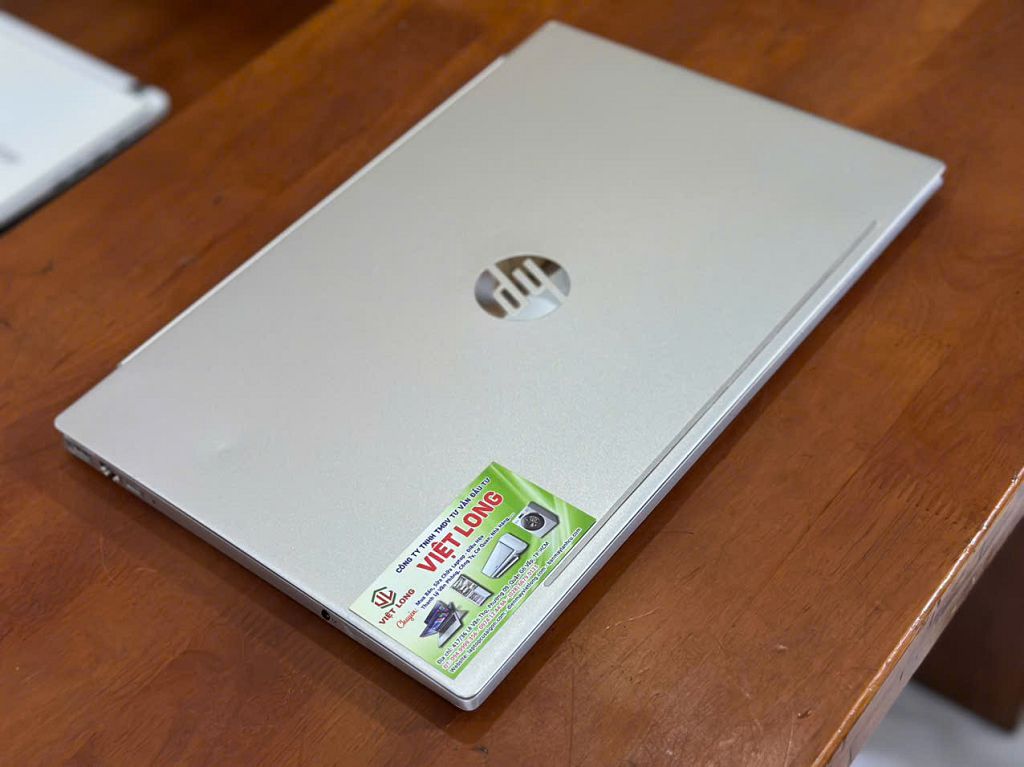 laptop-cu-HP -Pavilion-15-core i5-gen 10-Gold (2)