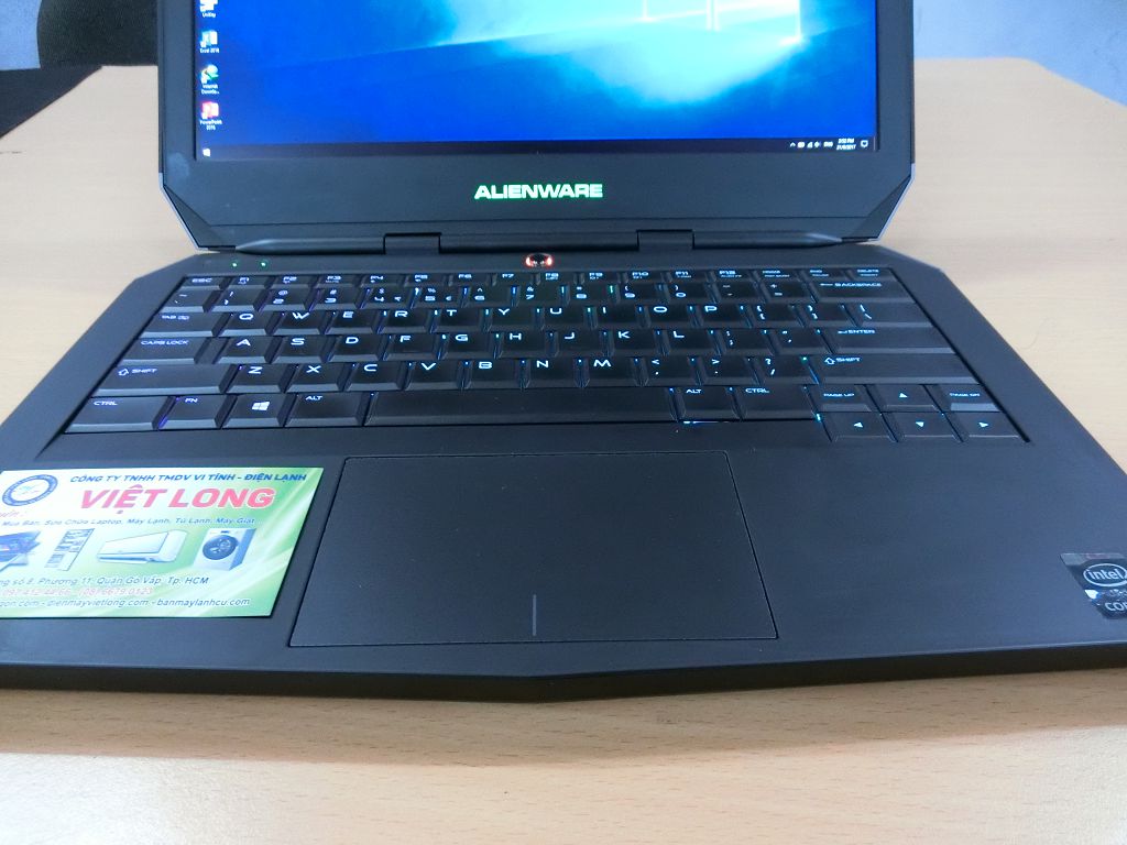 laptop-cu-dell-alienware_m13-core_i7_3