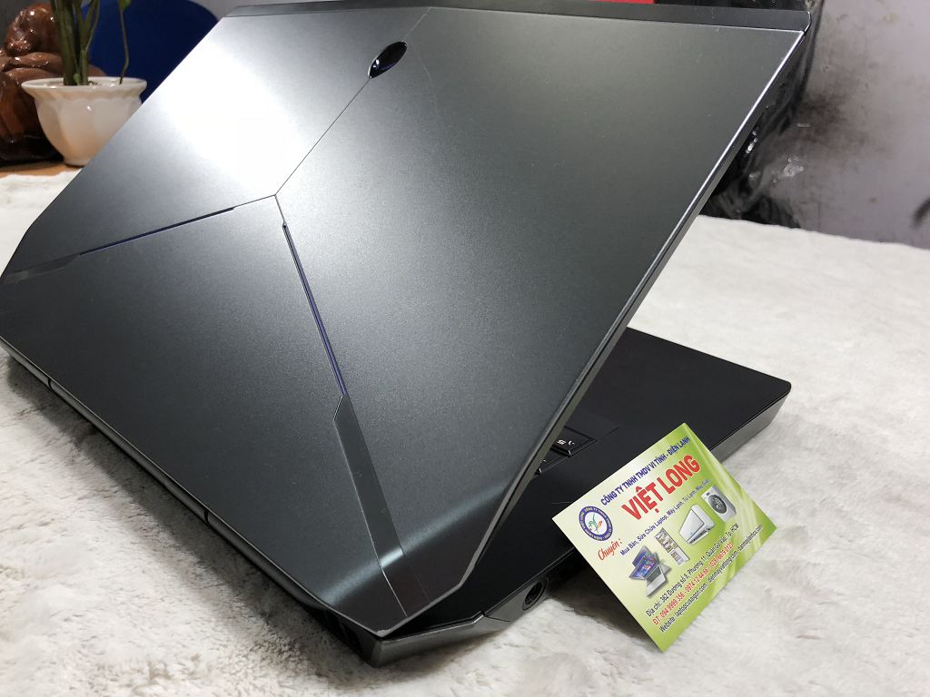 laptop-cu-dell-gaming-alienware-15r2-core_i5_15-1