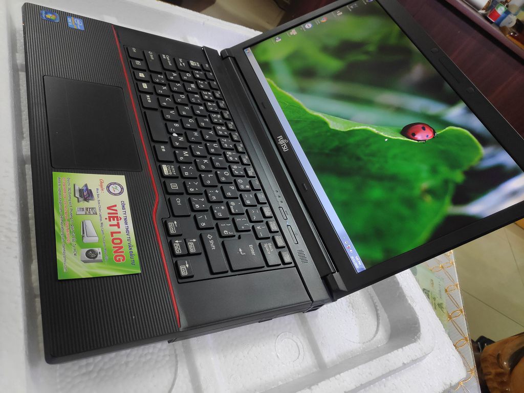 laptop-cu-fujitsu-a573-core_i5_4
