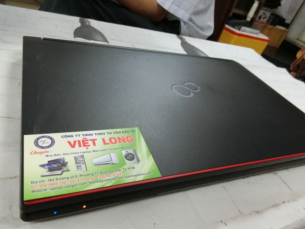 laptop-cu-fujitsu-a574-core_i5_gen_4_8-1