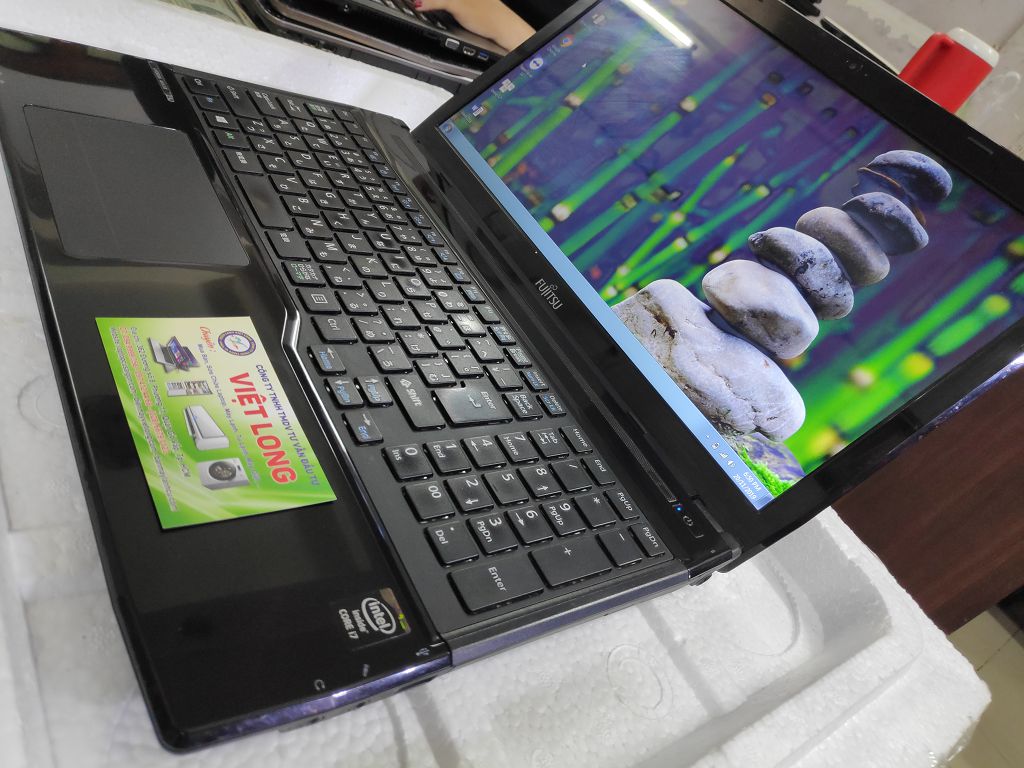 laptop-cu-fujitsu-fmva53rb-core_i7_7