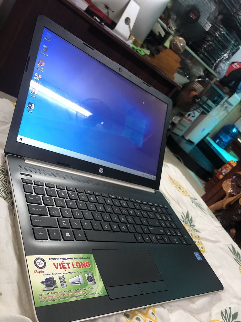 laptop-cu-hp-pavilion-15-pentium-silver_3-1