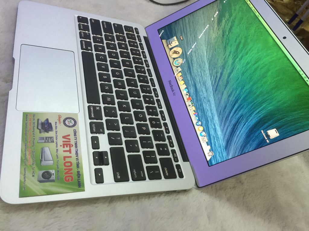 laptop-cu-macbook-air-11in_10-2