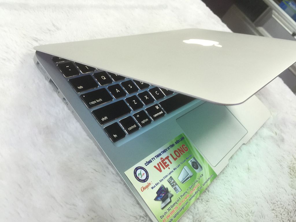 laptop-cu-macbook-air-11in_13