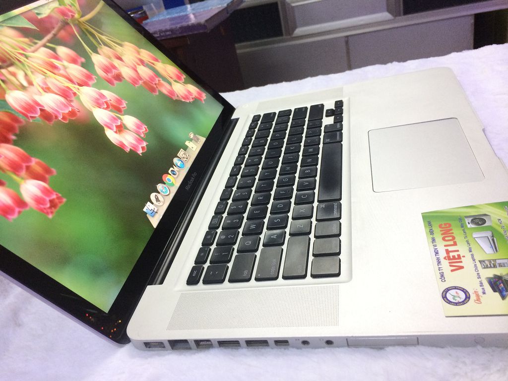laptop-cu-macbook-pro-2011-15IN (7)