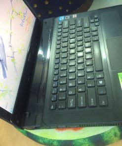 BAN LAPTOP CU SONY VAIO SVE 14132CVB - CORE I3 ĐỜI 3 - MÀU ĐEN