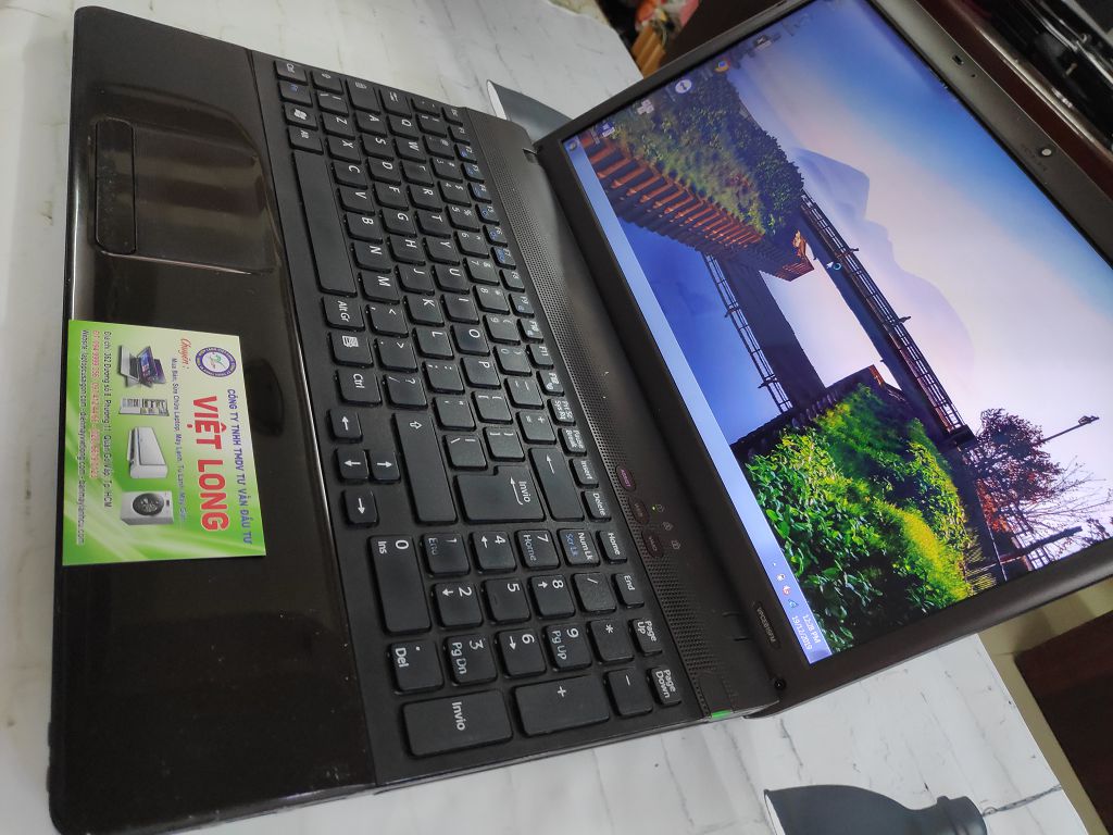 laptop-cu-sony-vaio-vpc-eb_11