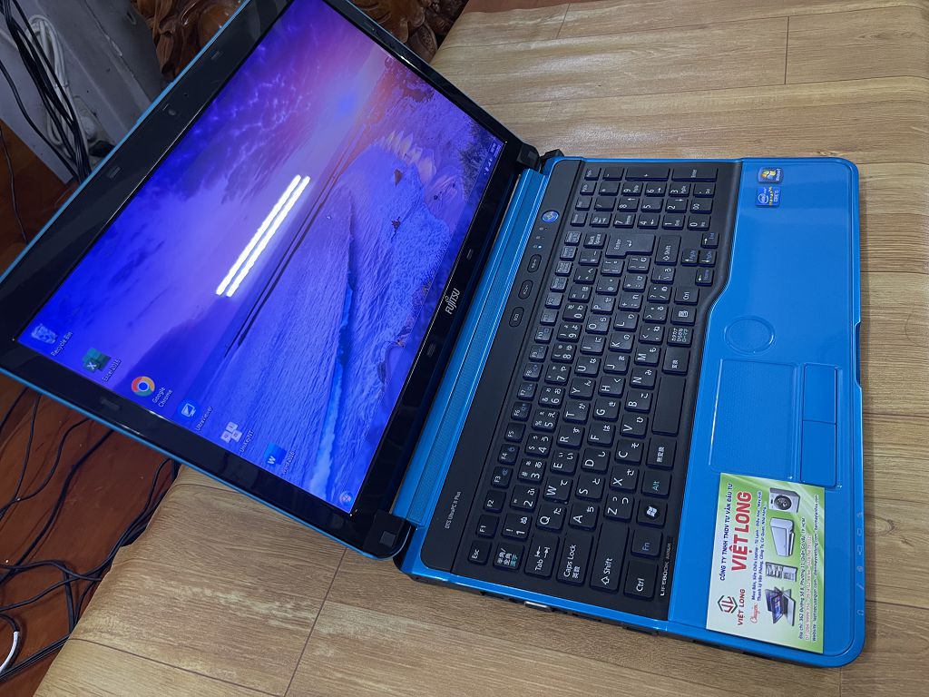 laptop-cu-Fujitsu-AH56-Core i5-xanh (1)