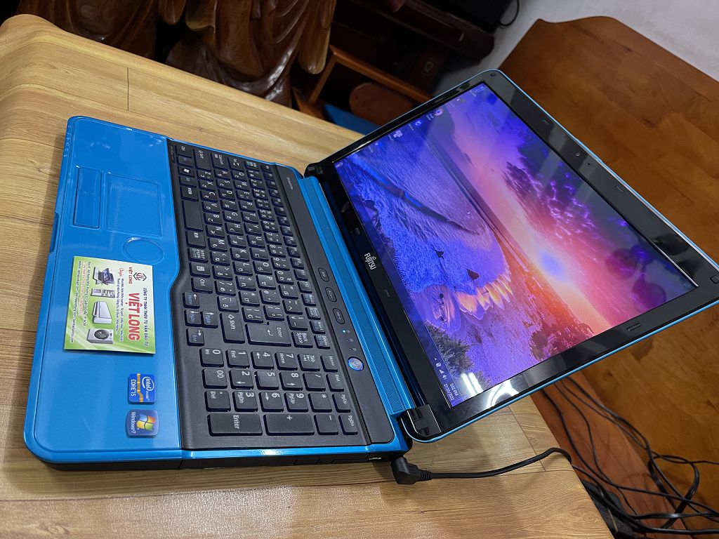 laptop-cu-Fujitsu-AH56-Core i5-xanh (7)