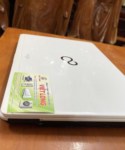 Laptop Cũ Fujitsu Ultrabook Sh54 Core i5