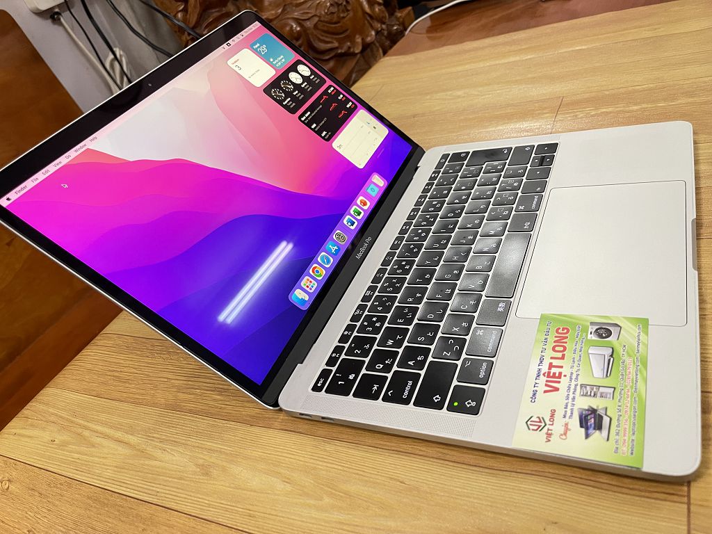 laptop-cu-macbook-pro-2017-sliver (5)