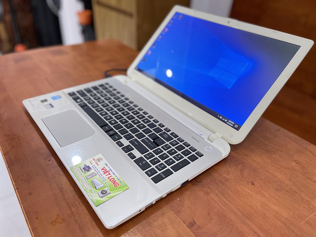 laptop-cu-toshiba-T55-Core i7-Gold (5)