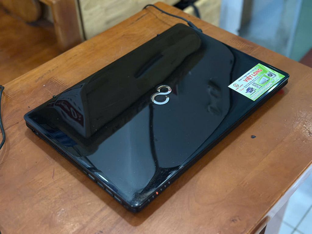 laptop-cu-Fujitsu-AH77-Core i7-Gen 6-Cảm ứng (6)