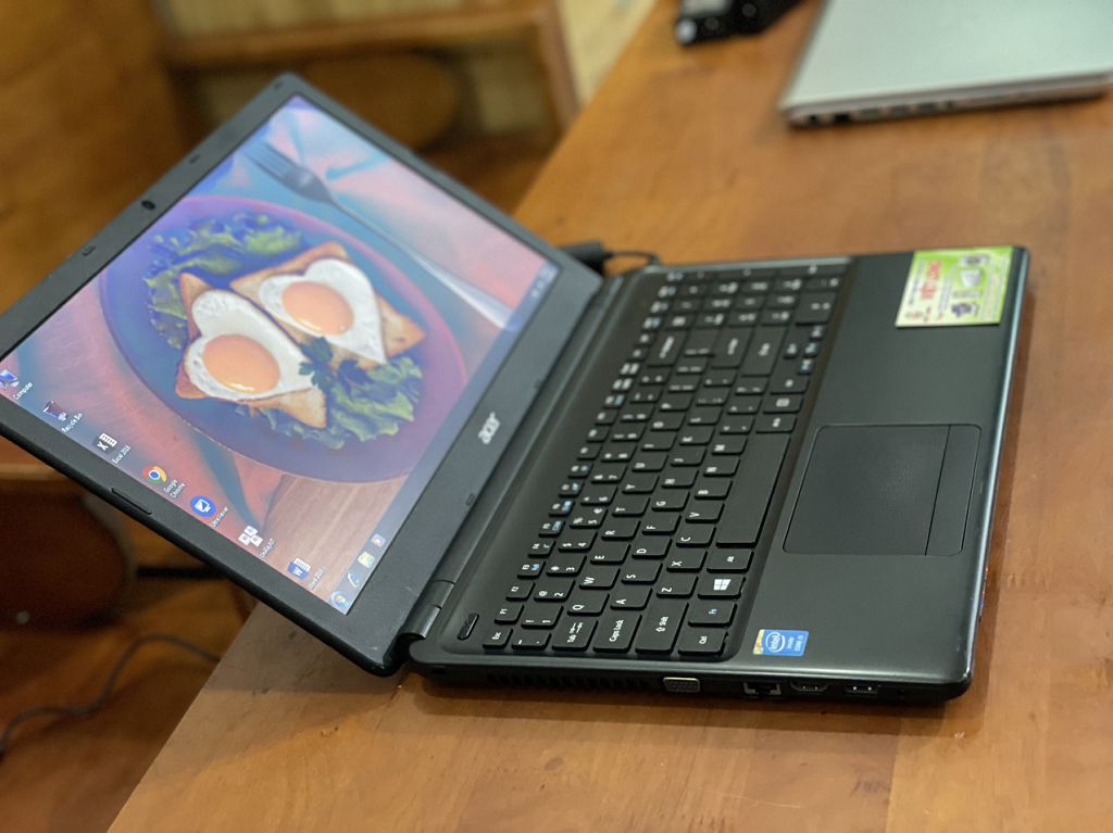 laptop-cu-acer-Acer E5-571-core i5-đẹp (2)