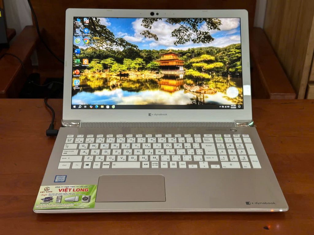 laptop-cu-toshiba-AZ45-core i5-gen 8 (3)