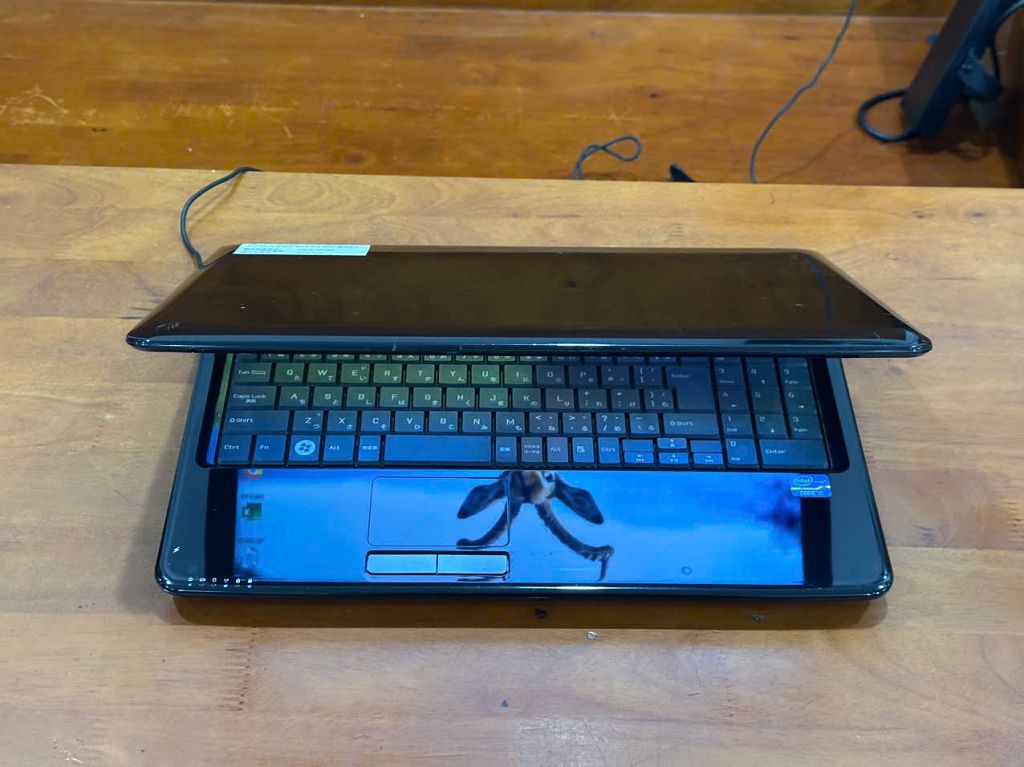 DIGINNOS A15YA Core i5, 3340M (1)