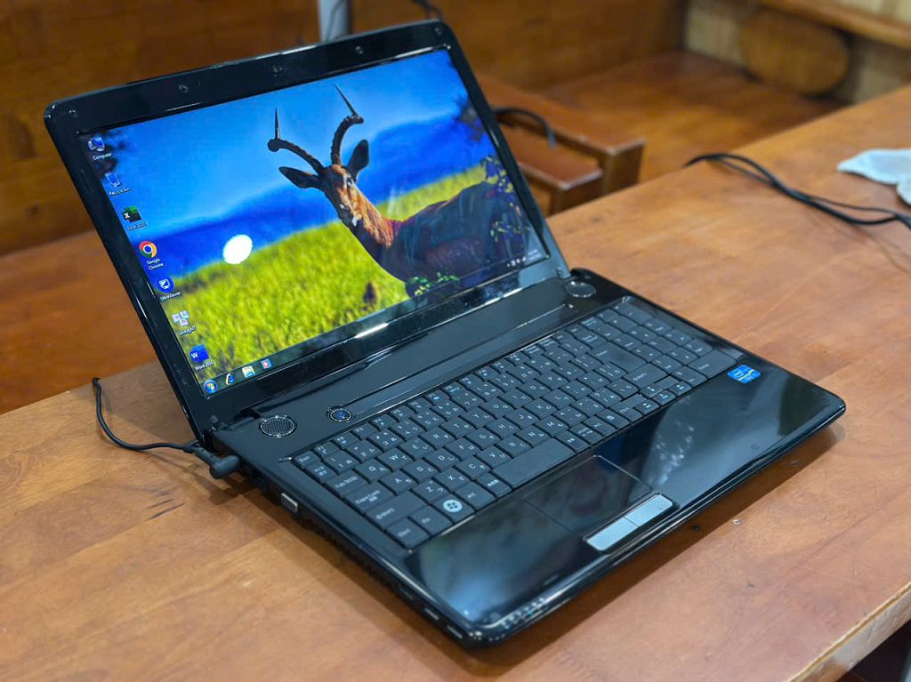 DIGINNOS A15YA Core i5, 3340M (6)